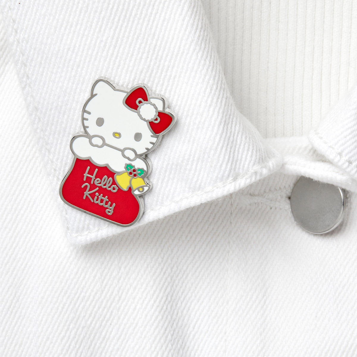 HELLO KITTY A CHRISTMAS KITTY ENAMEL PIN