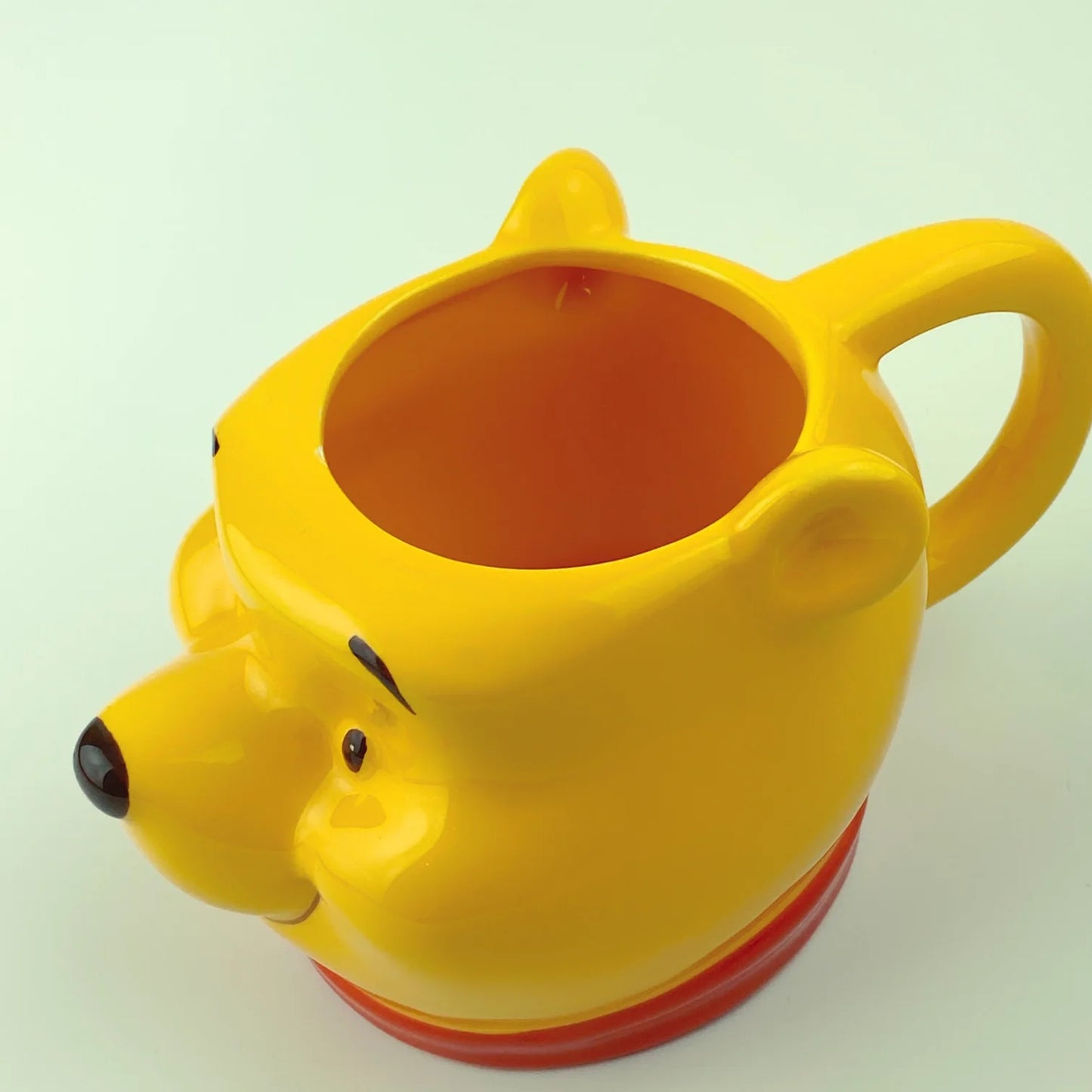 WINNIE THE POOH CERAMIC 3D SCULPTED MUG