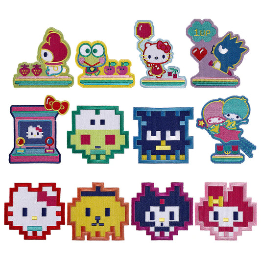 HELLO KITTY® AND FRIENDS "3-4" PIXEL PATCH SERIES *BLIND BOX*