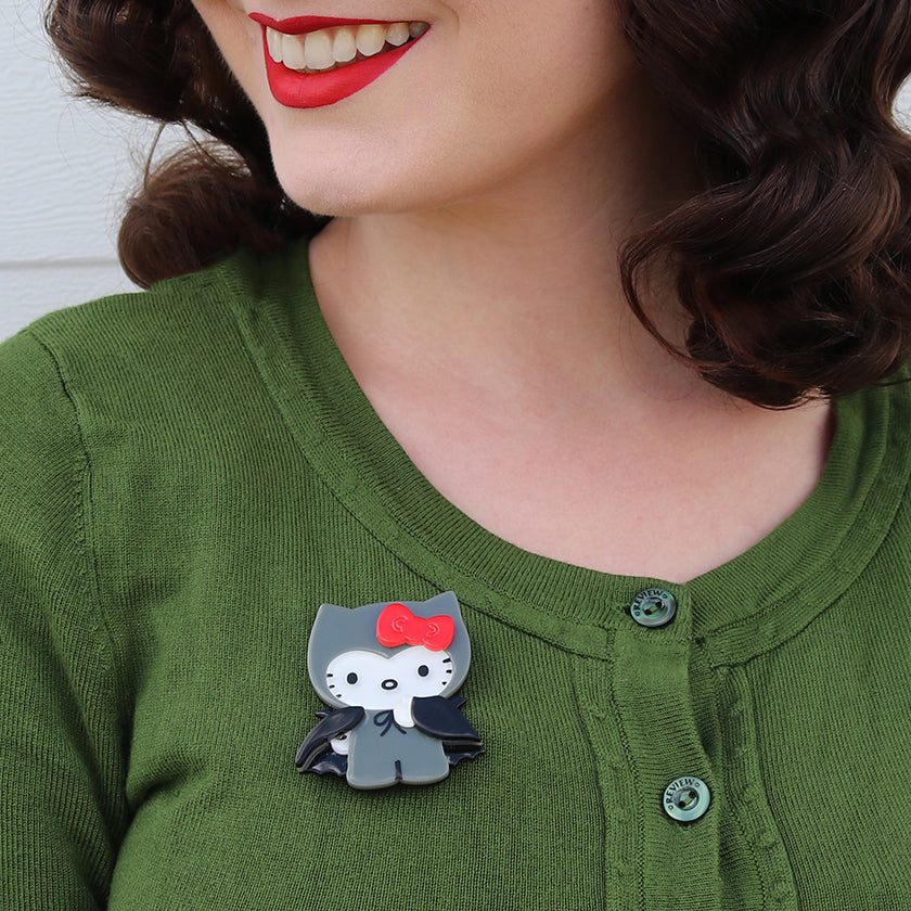 HELLO KITTY COUNT WITH KITTY BROOCH